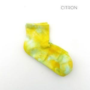 Ice Dye Citron Neon Yellow Ankle Socks, Mid Crew Tie Dye Lime Hand Dyed Socks